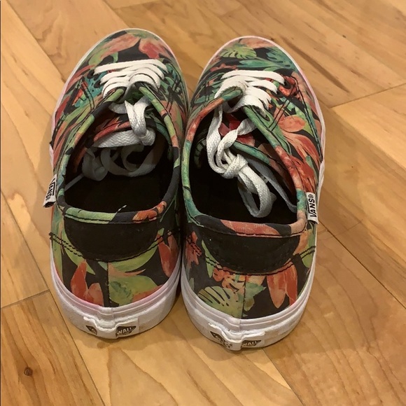 Low Top Floral Vans - Picture 4 of 5